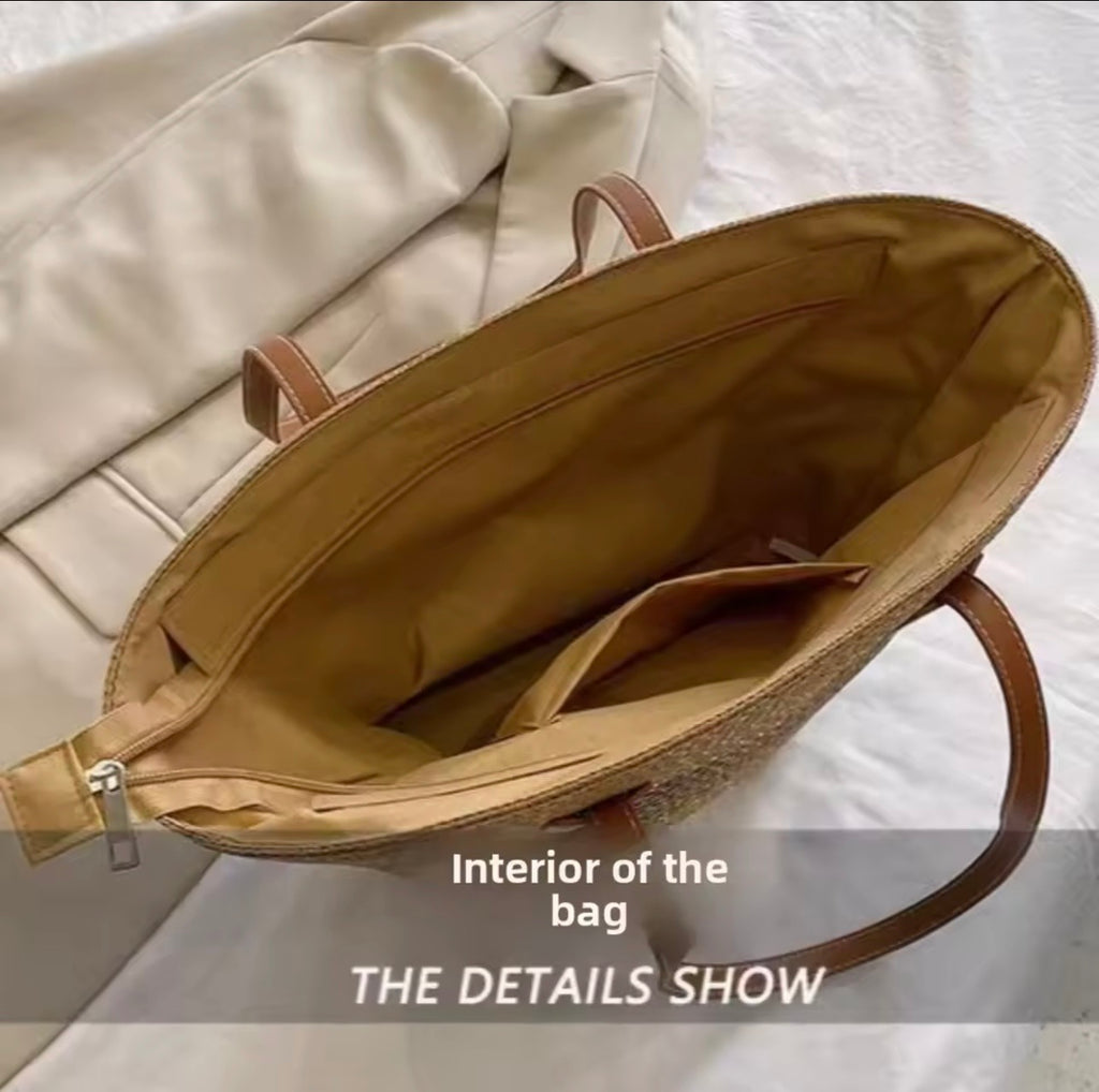 Elegant Women’s Handbag – Intricately Woven Design