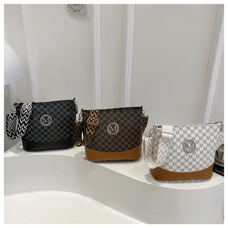 Retro "M" Letter Crossbody Bag - Versatile PU Leather Tote